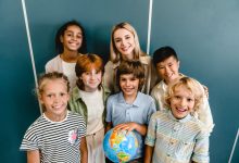 كيفية تربية الأطفال على احترام الآخرين وقبول الاختلاف