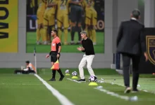 لا أريد الدخول في ذمم الحكام حول صحة الطرد