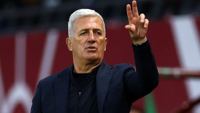 مدرب الجزائر يثير الشكوك بشأن إصابة بن ناصر