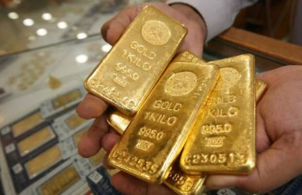 مستشار وزير التموين السابق: توقعات بوصول أوقية الذهب 5000 دولار بنهاية يناير الجاري