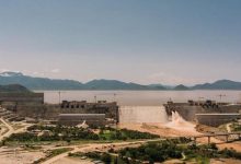 مصر تلوح بمطالبة إثيوبيا بتعويضات عن أضرار مائية