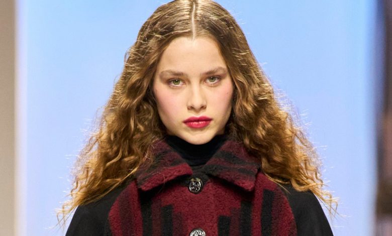 مكياج مشرق تبدئين به عامك الجديد يعكس جمالكِ الطبيعي وروحكِ المتجددة