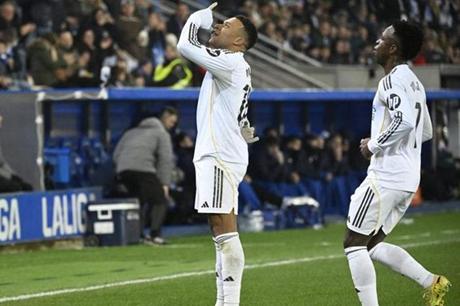 موقف مبابي من المشاركة في كلاسيكو السوبر الإسباني ضد برشلونة