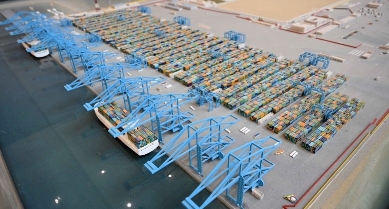 ميناء مبارك... التنفيذ الفعلي ينطلق