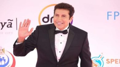 هاني رمزي يودع والدته مؤكدا أنها السبب في اختياره طريق الفن