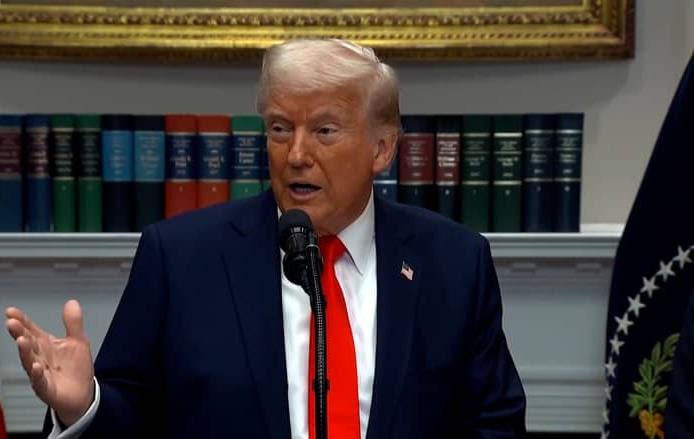 هيئة البث: تقديرات في إسرائيل بأن ترامب سيهاجم إيران عسكريا لدفعها إلى التفاوض