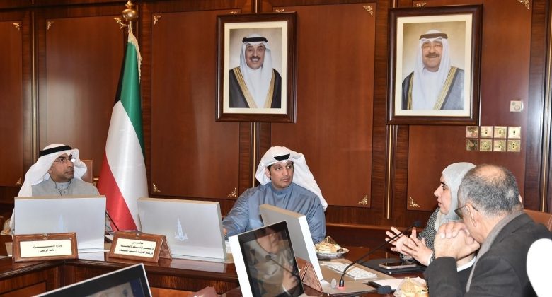 وزير الإعلام: رفع مستوى الجاهزية لإخراج الأعياد الوطنية بصورة تليق بمكانة الكويت