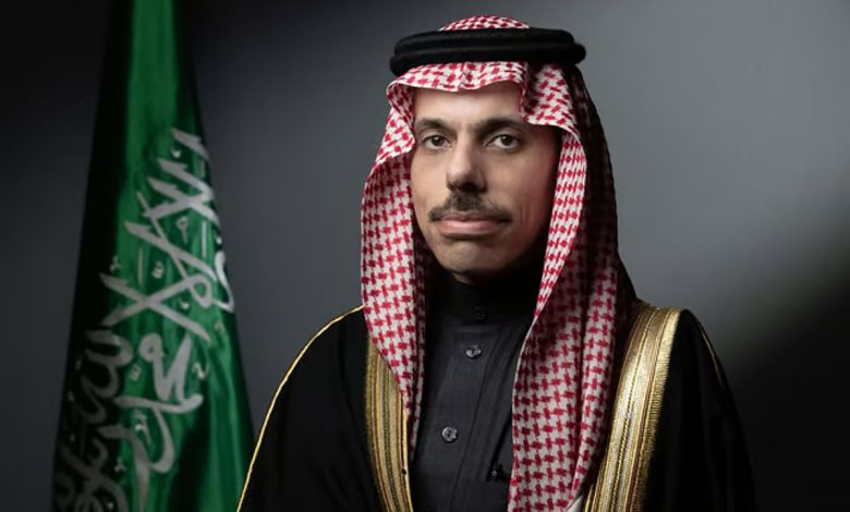 وزير الخارجية ونظيره السوري يبحثان في اتصال هاتفي مستجدات الساحة السورية