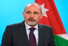 وزير الخارجية يبحث مع نظيره السعودي تطورات المنطقة