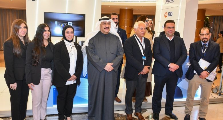 وزير الصحة: الجراحة الروبوتية ركيزة أساسية بمنظومة التطوير الجراحي في الكويت