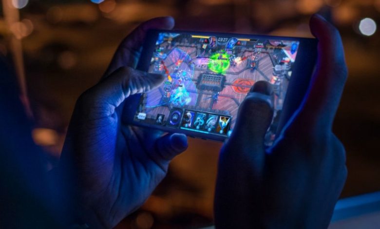 ون بلس تخطط لهاتف بشاشة 200 هرتز لمنافسة Honor WIN