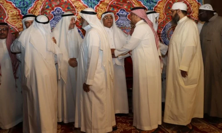 آل باعامر وآل عبيد يستقبلون المعزين في فقيدهم