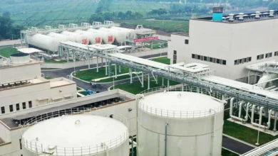 يعمل هذا النظام الجديد عن طريق ضخ الهواء إلى كهف تحت الأرض عند انخفاض الطلب على الكهرباء.