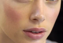 مكياج بلا ماسكرا… جرأة جمالية ما زالت مثار جدل