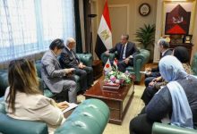 وزير الصحة خلال استقبال السفير الياباني