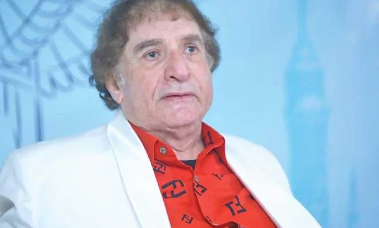 أشرف زكي: الحالة النفسية والمعنوية لمحيي إسماعيل تحسنت.. وإقامته بدار كبار الفنانين مؤقتة