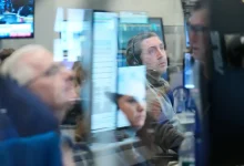 أوروبا وآسيا تقودان انتعاش صناديق الأسهم العالمية