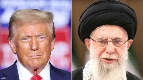 إسرائيل تشجعه على عدم التراجع ..صحيفة عبرية تكشف عن مطالب ترامب الـ 5 من إيران..