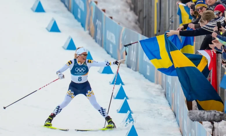«الأولمبياد الشتوي»: السويدية كارلسون تحصد ذهبية التزلج المختلط