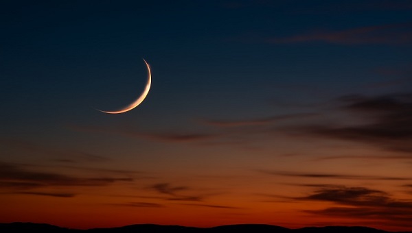 الإمارات تتحرى هلال شهر رمضان المبارك الثلاثاء 17 فبراير