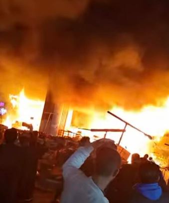 الحماية المدنية تكثف جهودها للسيطرة على حريق بجوار مترو المرج الجديدة