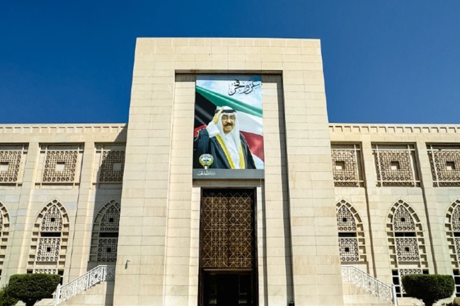 الخارجية ترحب بالمفاوضات التي تستضيفها عُمان بين أميركا وإيران