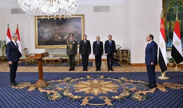 الرئيس السيسي يعتمد تعديل وزاري يشمل 14 وزيرا مع الحفاظ على رئيس الوزراء وتفعيل وزارة الدولة للإعلام