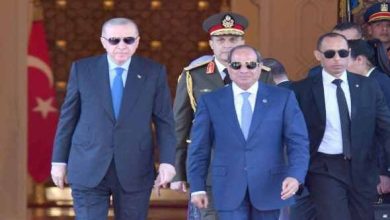 السيسي وأردوغان يؤكدان تعزيز الشراكة الاقتصادية ورفع التبادل التجاري بين مصر وتركيا إلى 15 مليار دولار