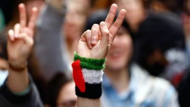 الشاباك: ختم "دولة فلسطين"على جوازات الغزيين عبر رفح ونتنياهو يطالب باستبداله..