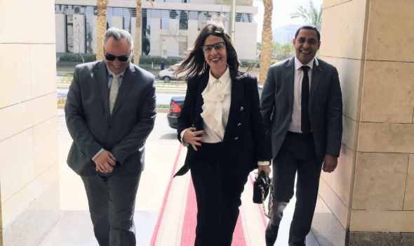 الفنانون يهنئون وزيرة الثقافة الجديدة ويؤكدون دعمهم للعمل الفني في مصر