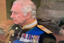 الملك تشارلز مستعد لدعم الشرطة أثناء تحقيقاتها في صلة شقيقه بإبستين