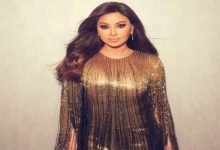 اليسا تتعثر على المسرح وتتعرض للإصابة في قدمها