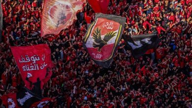 بالصور.. «74 لن ننساكم» دخلة خاصة من جماهير الأهلي لشهداء بورسعيد