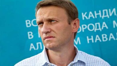 بريطانيا والدول الأوروبية تتهم روسيا بمسؤوليتها عن وفاة زعيم المعارضة أليكسي نافالني نتيجة استخدام سم ضفدع السهام