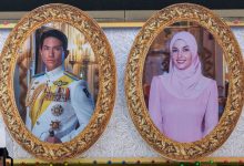 بصورة عائلية.. الأمير عبد المتين يكشف عن وجه ابنته الأولى واسمها