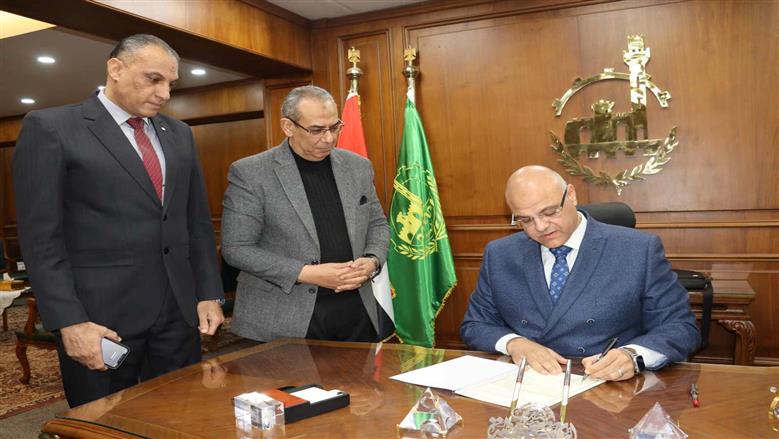 بنسبة نجاح 77.58%.. محافظ القليوبية يعتمد نتيجة الشهادة الإعدادية للفصل الدراسي الأول