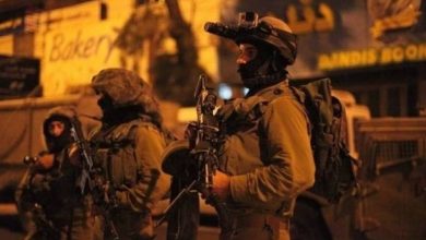 تصعيد واسع بالضفة: قوات الاحتلال تقتحم مدنًا وبلدات وتنفّذ اعتقالات