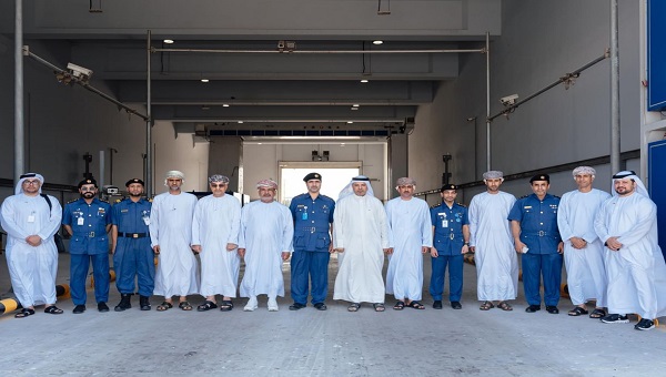 جمارك دبي تبحث التعاون الجمركي واللوجستي مع وفد عُماني