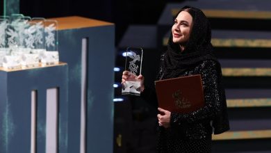 سلاف فواخرجي تفوز بجائزة السيمرغ البلورية في مهرجان فجر السينمائي بطهران