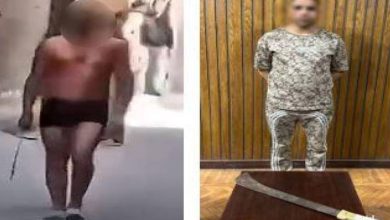 ضبط متهم بالتجرد من ملابسه والتلويح بسلاح أبيض في الإسكندرية