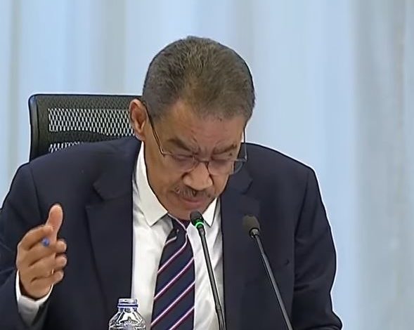 ضياء رشوان: قضية الوزيرة جيهان زكي ما زالت أمام «النقض»… ولا حكم بات حتى الآن