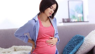 طرق آمنة لعلاج الإمساك لدى الحوامل بدون ملينات.. ولا تأثير على الجنين!