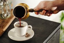 قهوة الكنكة.. كيف تحولت طريقة تحضير إلى ساحة صراع بين 6 دول؟