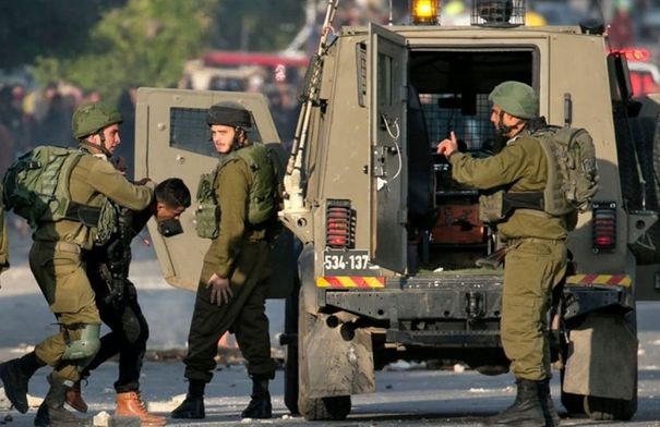 قوات الاحتلال تشن حملة اقتحامات واعتقالات واسعة في الضفة...