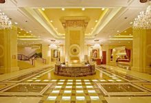 قوانين المقامرة تُسقط الممر الذهبي.. فندق Grand Emperor يبيع 79 كجم من الذهب