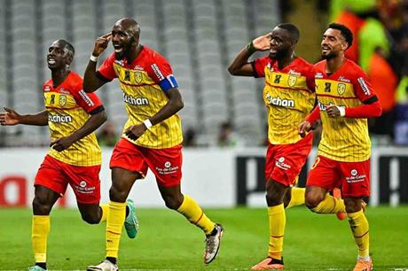 لانس يحقق الانتصار على حساب رين بالدوري الفرنسي