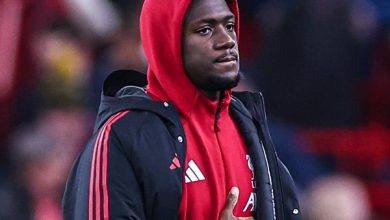 ليفربول يتحرك لتأمين دفاعه.. سلوت يؤكد رغبته في استمرار كوناتي