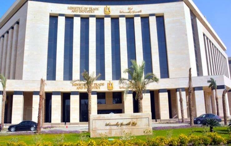 ما هي حزمة المهل والتيسيرات الجديدة المقدمة من وزارة الصناعة للمشروعات الصناعية المتعثرة؟