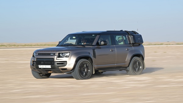 محمد بن راشد يشهد جانباً من ختام السباق الصحراوي للسيدات في بطولة السلم للدراجات الهوائية