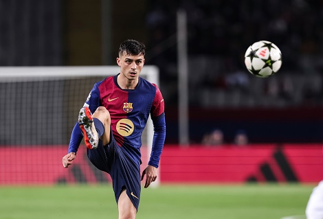 مستشار باريس سان جيرمان: بيدري موهبة حاصرها 6 كشافين